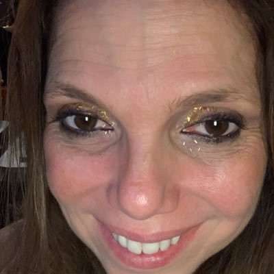 AnaPaul43301706's profile picture. Vamos ver