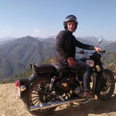 😂म एउटा यस्तो बाटो रोज्दै छु कि जहाँ गन्तव्य सम्म पुगेपछि मलाई कोईला बाट हिरा मा परिणत भएको महशुस होस😁।।।।
