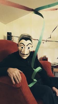 Vasilis36899921's profile picture. Κοινή λογική, αν υπάρχει είναι λίγο πιο πέρα.