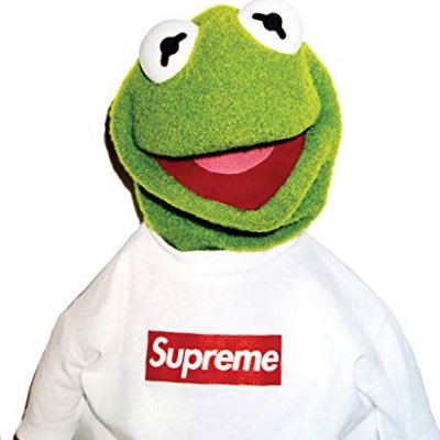 m_mace_'s profile picture. 🙂