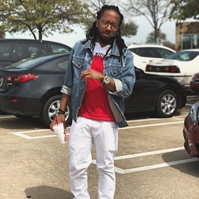 LiveLifeLoyal__'s profile picture. 👻: DamnSmoove 📸 @DamnSmoove__ #MalachiJosiah 💪🏾😎👶🏽