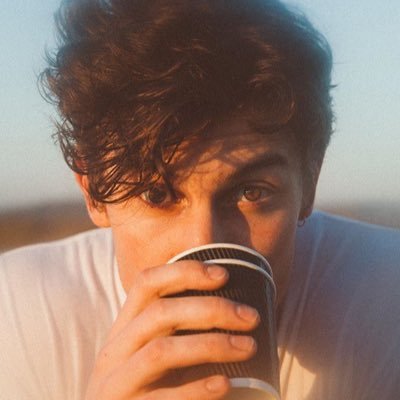 meet_shawn's profile picture. I just want to meet Shawn Mendes. @shawnmendes