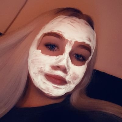 niomay_reynolds's profile picture. 