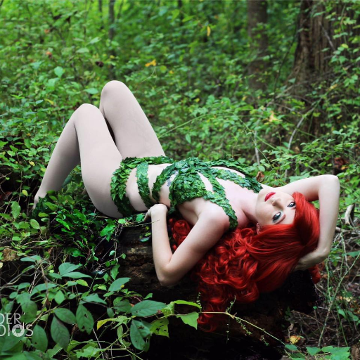 Arialavatic's profile picture. Just a small cosplayer, and streamer! Hope you guys can check me out age 24