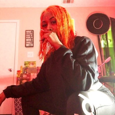 Instagram : @therealsunshineglow Just Turn My Notifications 👽