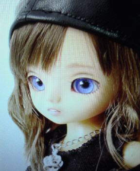 Voice Trainer, Vocal Adviser, Vocal Director, Japanese Diction Coach, Song writer, Lyric writer, Background Vocal & Singer. 猫ちゃん２匹と暮らしていますー♪