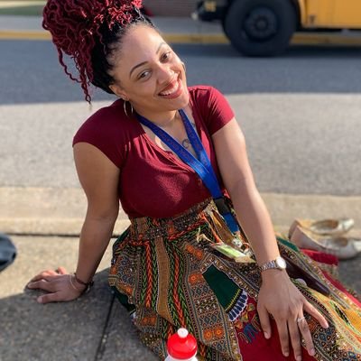 ELAwithHER2020's profile picture. 