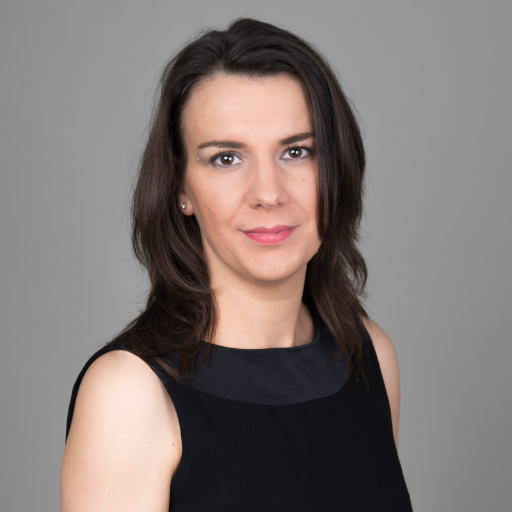 CarolinaSporea's profile picture. Founder @GenHybrid► Change Maker ►Health & Insurance #REDforExecutiveWomen
Co-Founder @5AcrossTheWorld  #TechforGood # Education