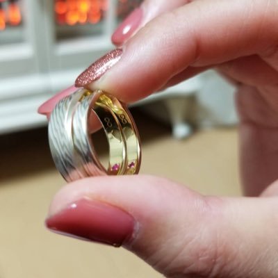 dokushodaisuki7's profile picture. #ロアッソ熊本 #シーズンシート S席の住人。本当は、屋根さえあればB席( #ゴール裏 )に行きたい勢。 📖読書好き #巻誠一郎 さま、引退してもLOVE💖 だから #上村周平 推し❤️ もし「超特大 #ロアッソくん 」が再販されたら、購入を真剣に考える。 実は #双極性うつ病 だったって診断されました。
