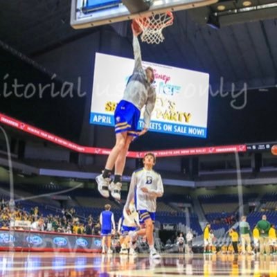 moudy_quinn's profile picture. 