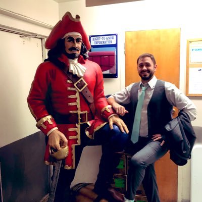 Rog_anTriu's profile picture. 🎶Yes I Am A Pirate, 200 Years Too Late.🎶 🧉🏝 RIP Jimmy.     |    Go Birds! 🦅