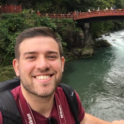 Graduado en Economía 🧮 || esports es mi pasión 🎮 Co-Fundador de @AbyssalEC 🐟⚡️