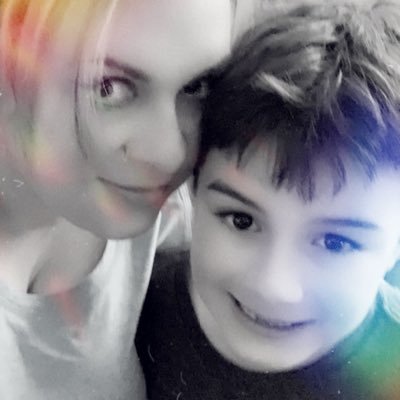 Chrissykate6's profile picture. Bad puns. That’s how eye roll.