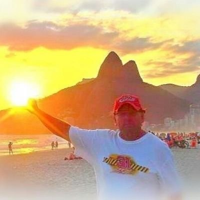 LuisAloha51's profile picture. Nāo ha Homem Completo que Nāo tenha Viajado Muito,  que Nāo tenha Mudado Vinte Vezes de Vida e de Maneira de Pensar? 🙏🙌🤓💪🥰😎