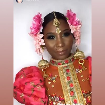 toya_belle's profile picture. I'm a nomad, going wherever God leads my path and loving every second :)