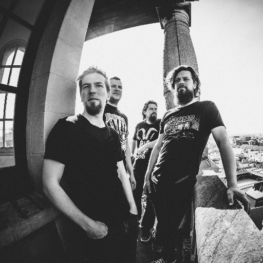 Big fuzzy riffs from Belgium. Signed to @RippleMusic. #stonerrock #Belgium #heavymusic #fuzz