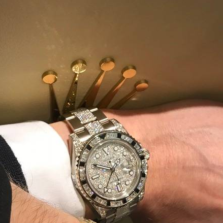 KaelkeH's profile picture. We are legion