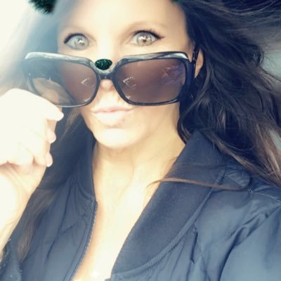 Mother of two wonderful children..Lover of animals...Love to travel Follow me on Snap @mams2691