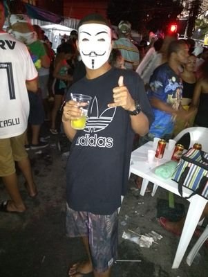 Se alguém ver um 🚀 me avisa, quero volta pra casa 👽

@montteirojuan

Por enquanto no planeta Terra, Rio de janeiro.
