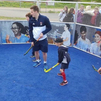 Ageing son, husband, father, Hockey Badger, trying to bring hockey back to state school’s & still the finest DJ in my own head. Sponsored by @mercianhockey