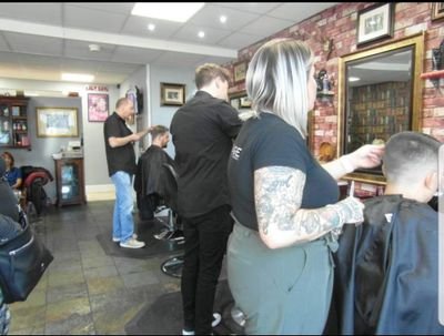 Squires Hair Training Academy