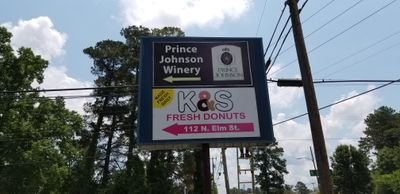 We are a small family owned Donuts Shop in Clarkton NC
FB: KS FRESH DONUTS
text or call 910-785-6379