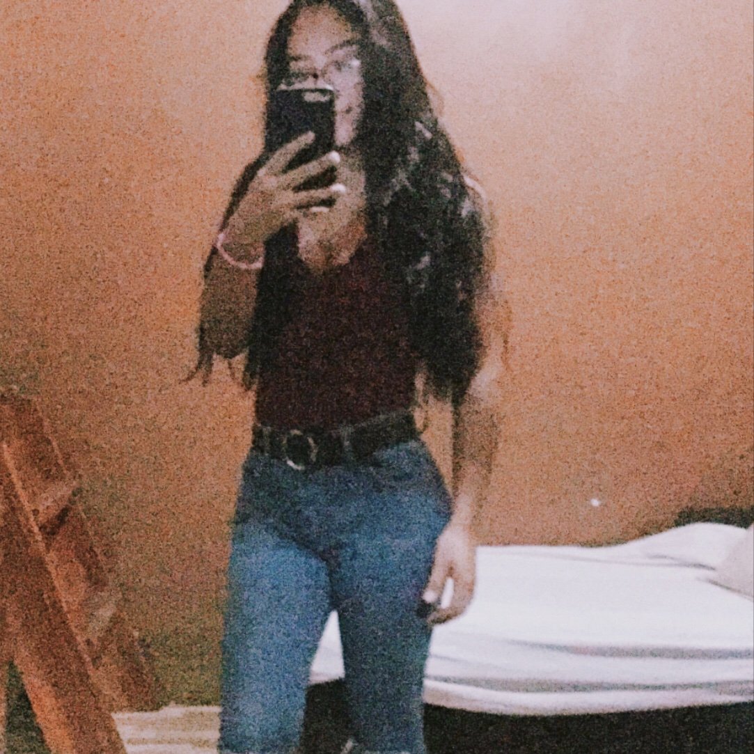 AnaMassiel9's profile picture. 