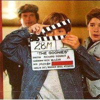 1 Mn On Set Of... (@1mnonsetof1) 's Twitter Profile Photo