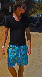 Jay From Germnay (16) Single ;D Hit me on Twitter ...MEMBER of ZOOTED-MONEY-GANG (DJ)! Blackberry user :* i-net suchti :D