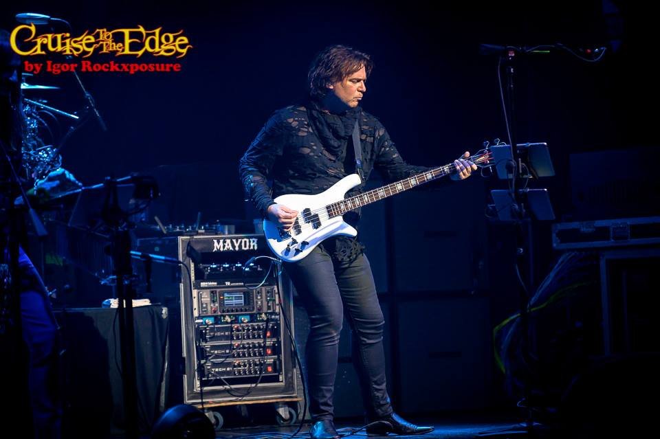 New official account for the Bass player for Yes and Asia. Just a dude that loves to play and produce music.