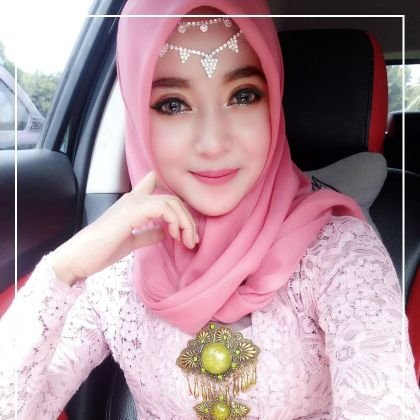 Jika ikhtiar sdh di ambang batas,biar do'a & takdir bertarung dilangit
💍@alyzein06 's wife ❤
🌸
Owner of : @milathiy_hijabstore & @msglow_pekalongan