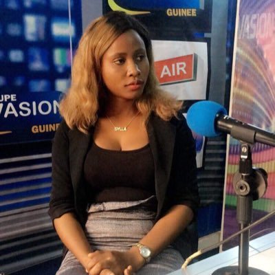 Animatrice à la radio Evasion Guinée