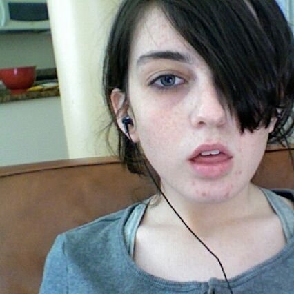 popycultura's profile picture. Estudiante de periodismo ➰ a media  trayectoria