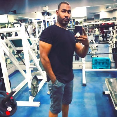 ElaminHassan2's profile picture. أَيْقِظْ شُعُورَكَ بِالْمَحَبَّةِ إِنْ غَفَا
لَوَْﻻ الشُّعُورُ النَّاسُ كَانُوا كَالدُّمَى

ُ