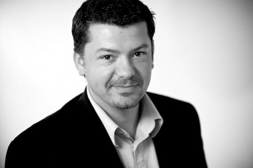 loicnunez's profile picture. Psycho et Ergo de formation, j'aime partager sur le UX, le dévoppement personnel, la R&D, les nouvelles tendances techno, le tir à l'arc...