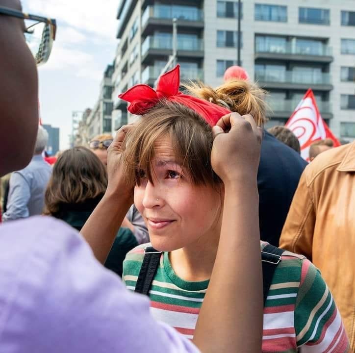 @vooruit_nu federaal parlement - friday girl - 🔻🇧🇪