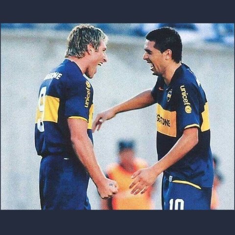 Nicolas Domini 💫, Nicolas Arrieta 🔥, Boxeo👊, del Cabj como Román.
☆ 74 .

                                         De una t dejo de seguir y te bloqueo, beso