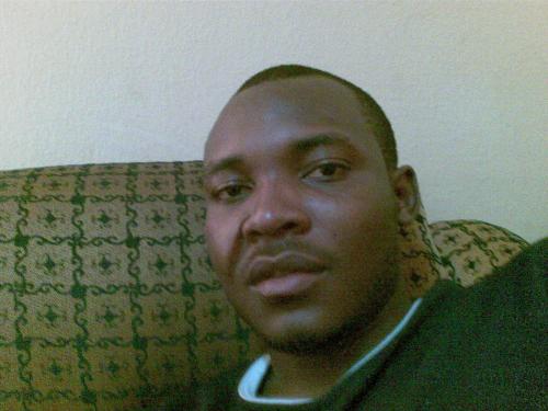 elbee2010's profile picture. simply irrisistiBLE