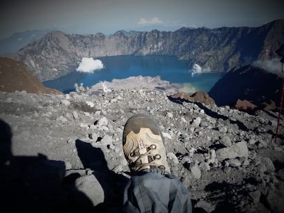 Jika prasangkamu benar semoga الله memaafkanku
🌏
Jika prasangkamu salah semoga الله memaafkanmu