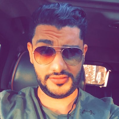 اذا لم تكن كاتبآ تفيد غيرك فكن قارئا يفيد نفسه