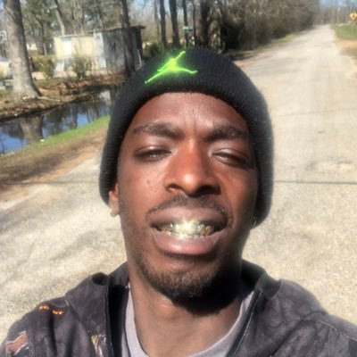 AlvonteDaniels's profile picture. cool ,calm -and smooth