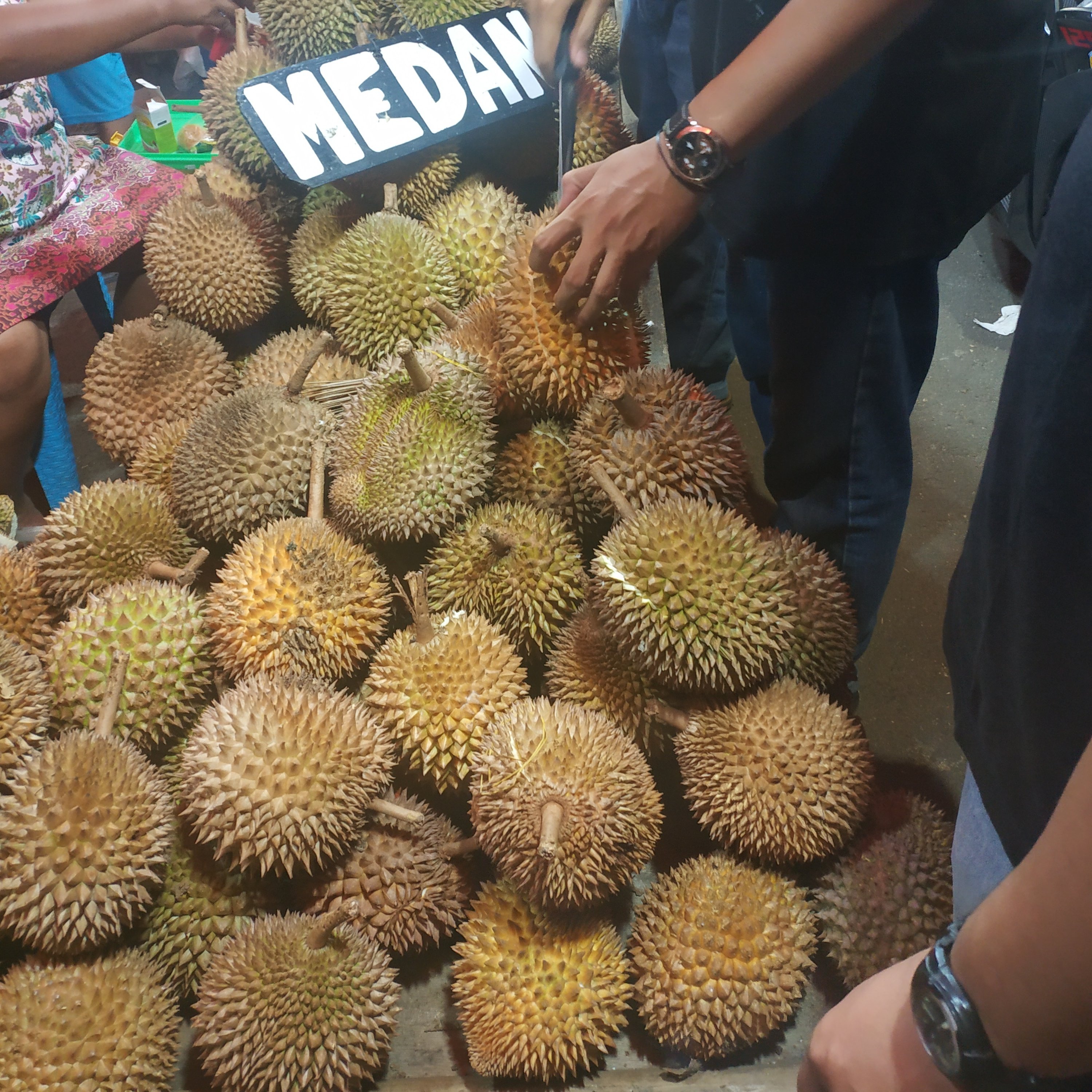 Barbar901's profile picture. Whisper ur black coffee