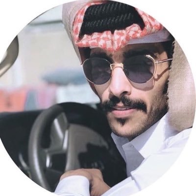 ستبقى بآلقلب وجعاً غآفياً يستيقظ گلمآ لمحت غريب يشبه بعض من ملامحك.