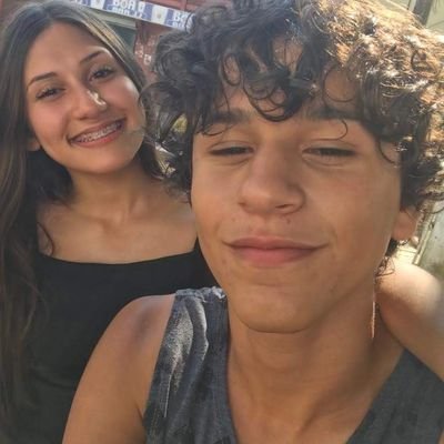 16 anos//flamenguista⚫🔴//15/03/18❤️
Só estudo MT pra vê se vou conseguir ganhar dinheiro no futuro