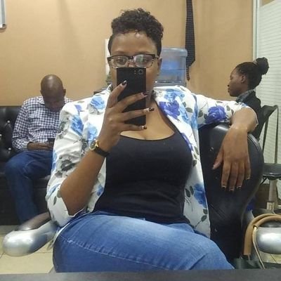 I am an amazing mom to my son and daughter, ManU ride and die, September star, i love me some good music #capitalfmmadness #Ownboss #Ma'Hotani