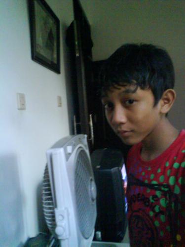my name is riefky ..
And nothing special
about Me :) I Just have an interesting but not
perfect ..