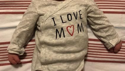 Madre 👣
Feliz y desorientada 🙆🏽♀️✌🏽 En ese orden