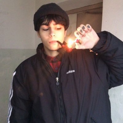 yungsadcarti's profile picture. all American drive in prom 🔪