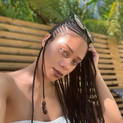 BethYehudah's profile picture. Imperfect in all the right ways