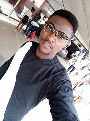 emereuwa_victor's profile picture. Local Shooter 📷 Artistic 🖌️ Wallpaper Lord 🖼️